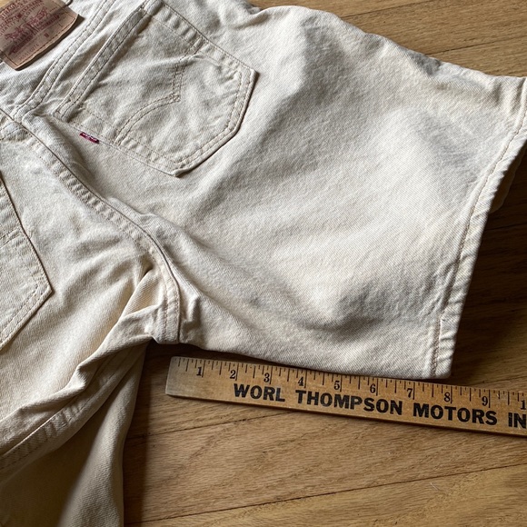 90s Levi shorts red tag size 10 HIGH RISE made in USA - Picture 6 of 16